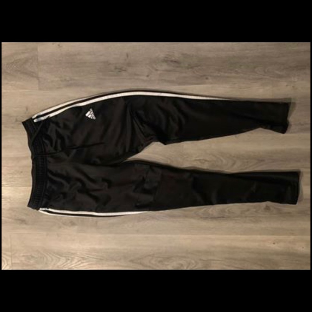 Adidas Track Pants Zipper on side ankle